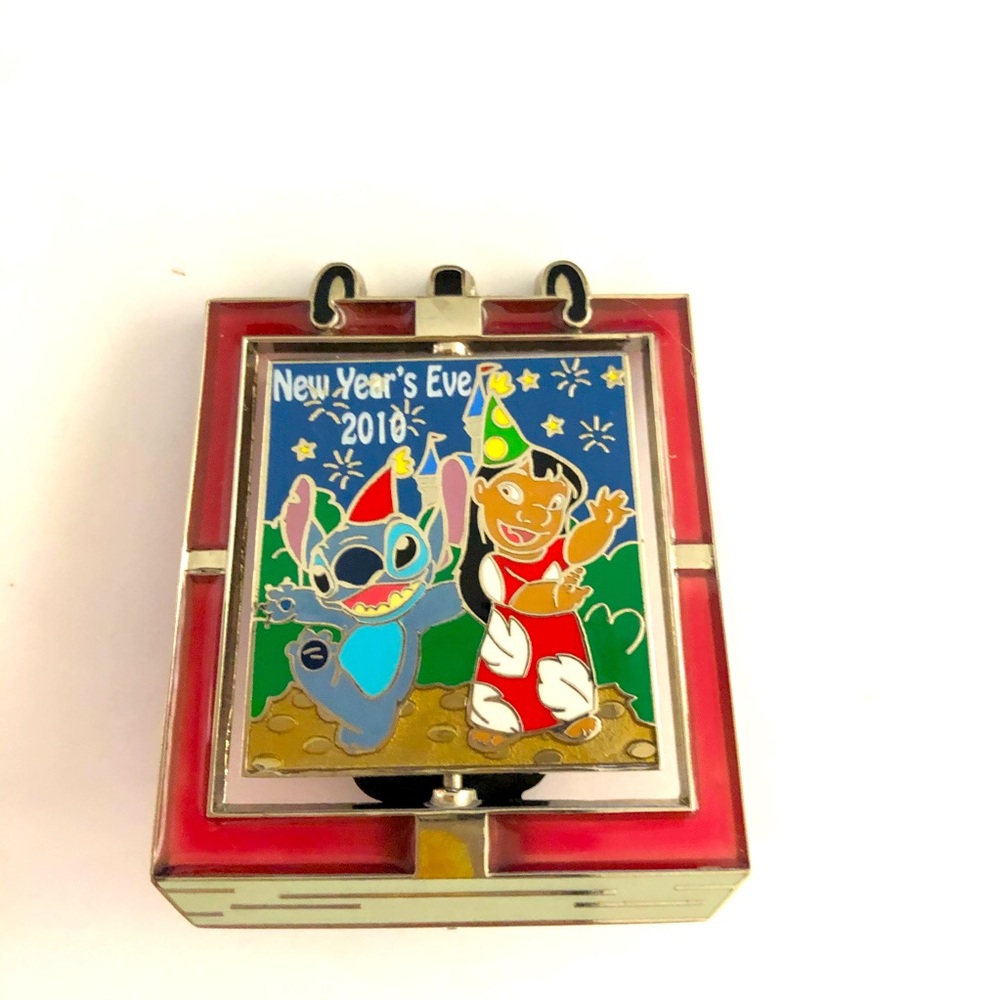 Lilo and stitch limited edition 2000 pin